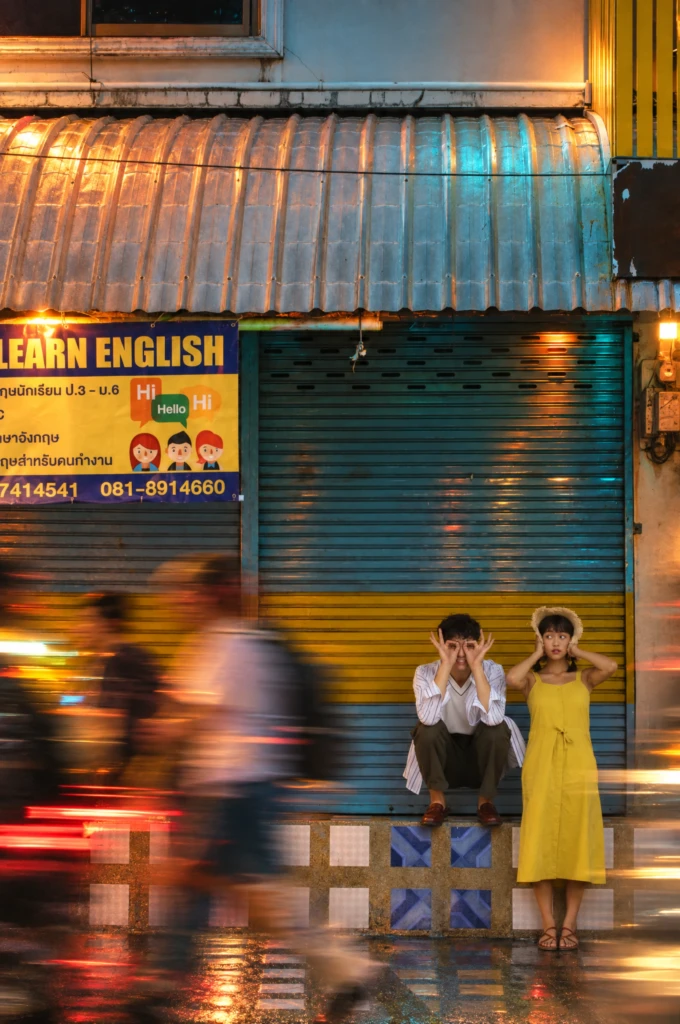 Phố Đêm Chuyển Động - After